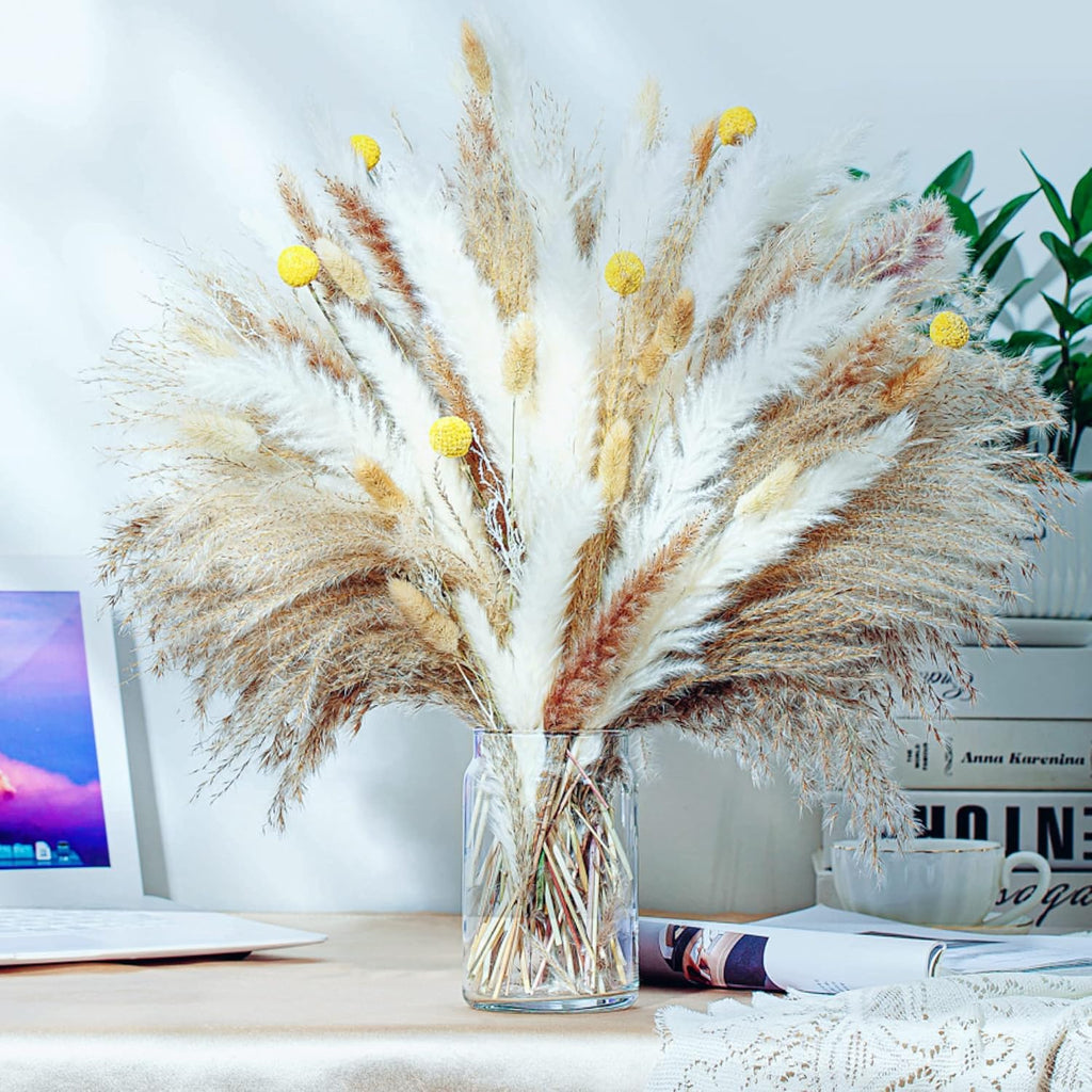 White and brown dried pampas grass with bunny tail grass